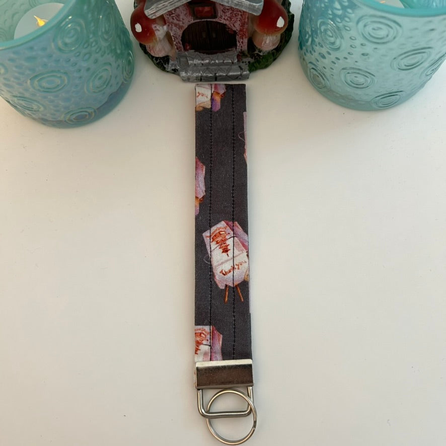 Takeout container keychain