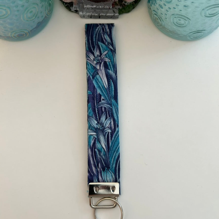 Iris keychain