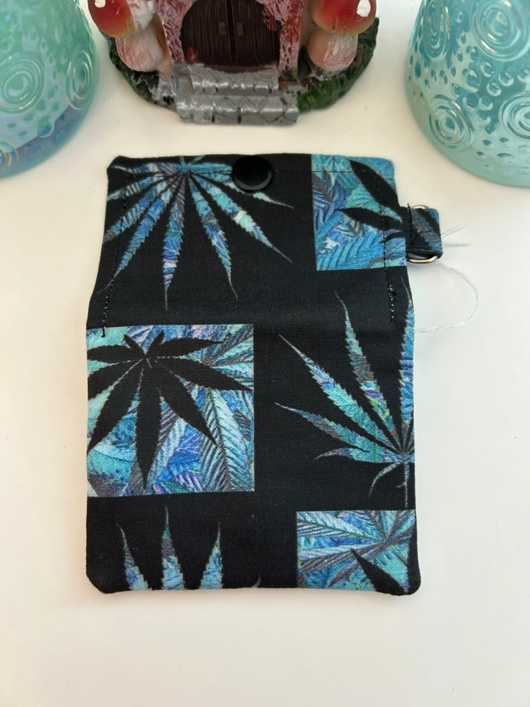 Blue leaf pouch