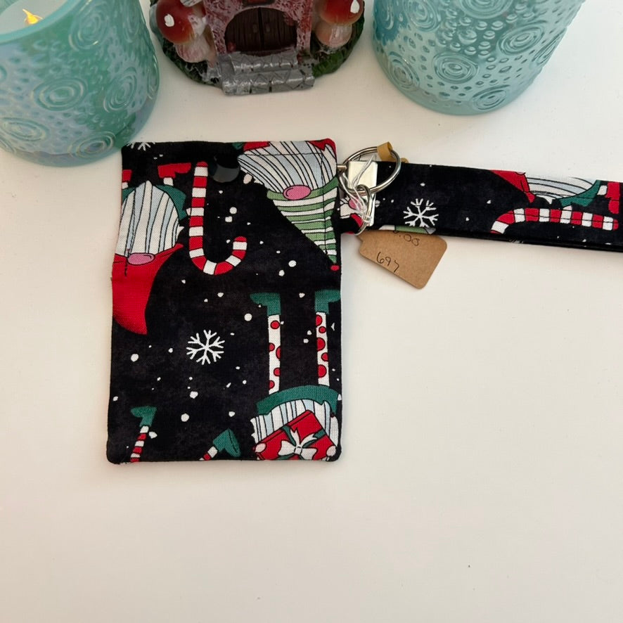 Gnome pouch with keychain
