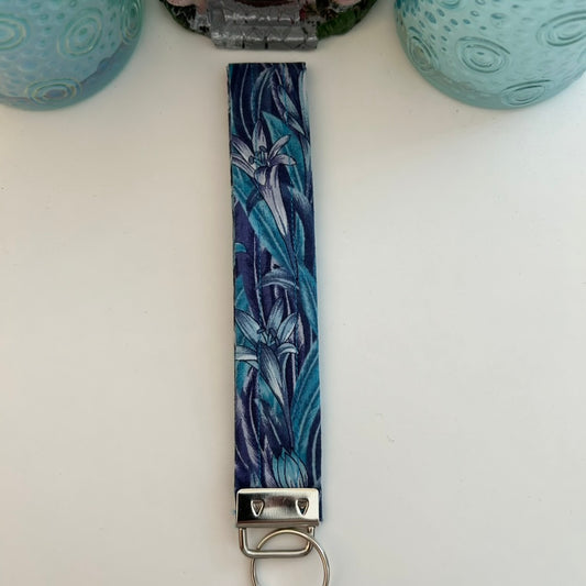 Iris keychain