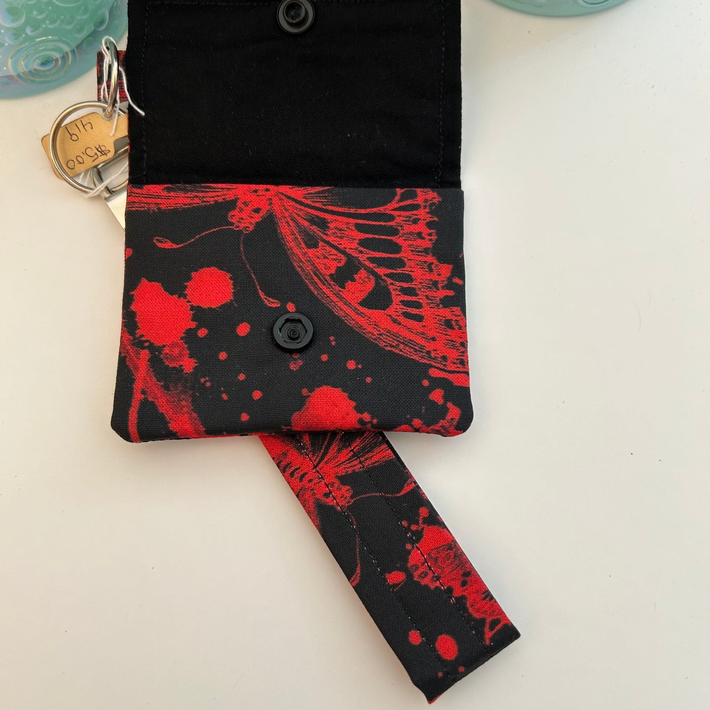 Drip moth small snap pouch and keychain set