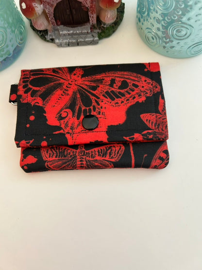 Red drip moth card case