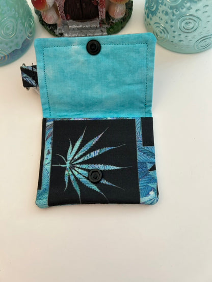 Blue leaf pouch