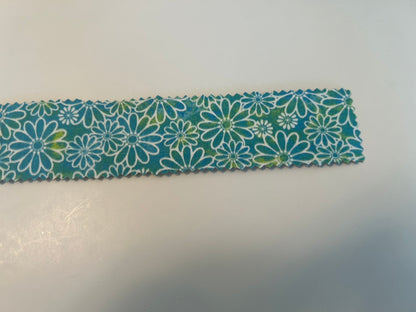 Blue and white flower bookmark