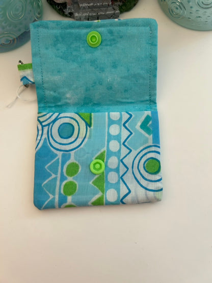 Geometric pouch
