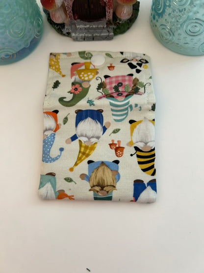 Gnome pouch