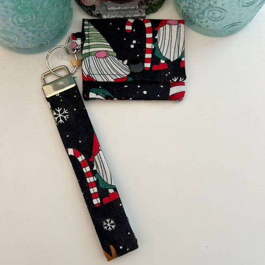 Gnome pouch with keychain