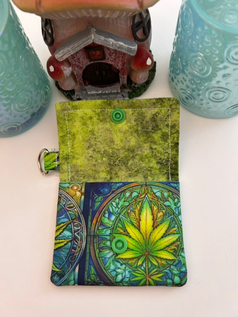 Stained glass leaf pouch